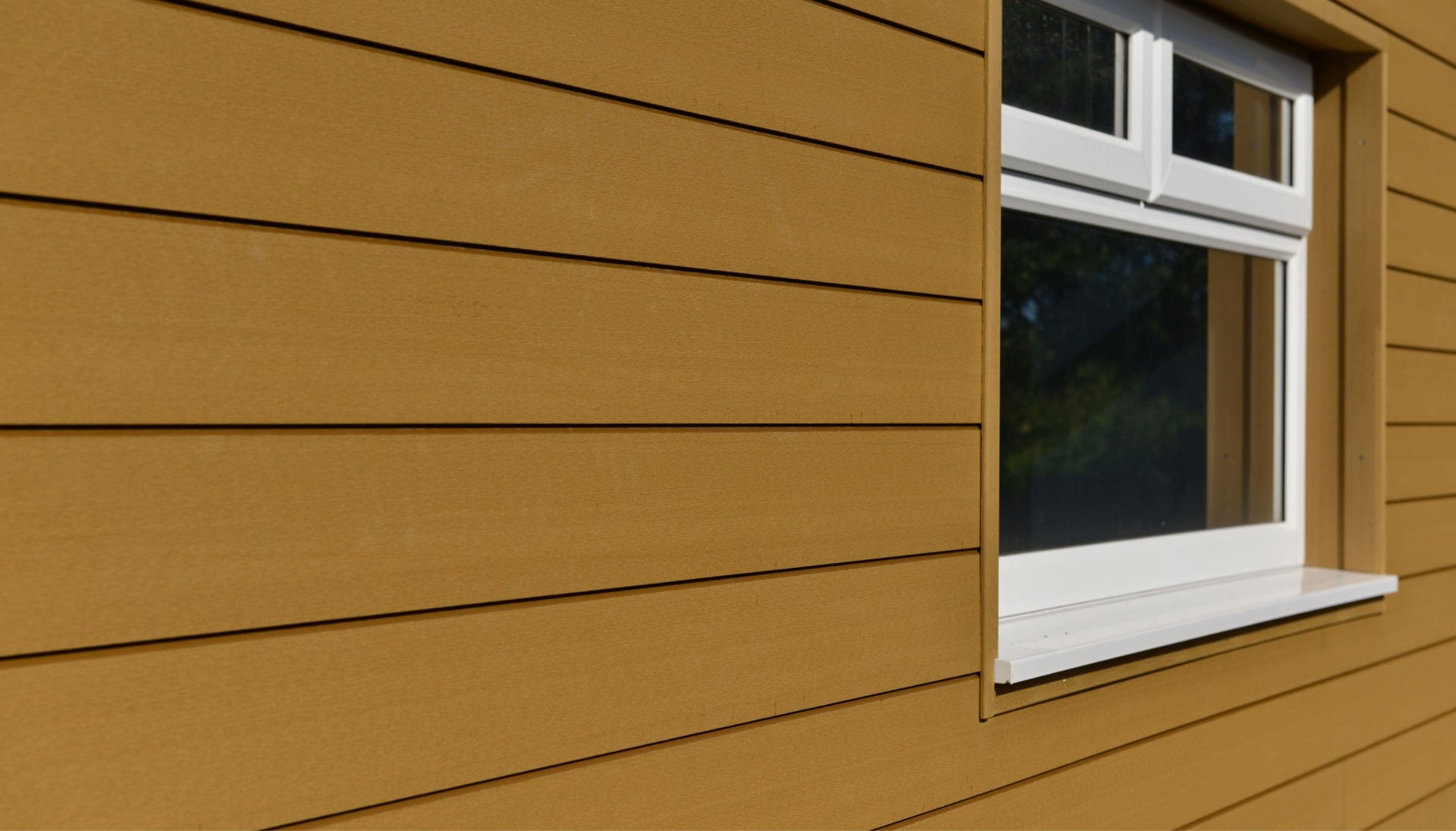 Advanced composite siding installation services in Milwaukee
